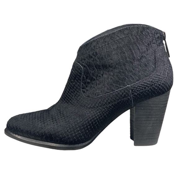 UGG Women’s Charlotte Black Snakeskin Embossed Ankle Boot Size US 9 - Picture 3 of 12